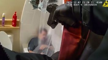 Florida Deputies Shoot Suicidal Man